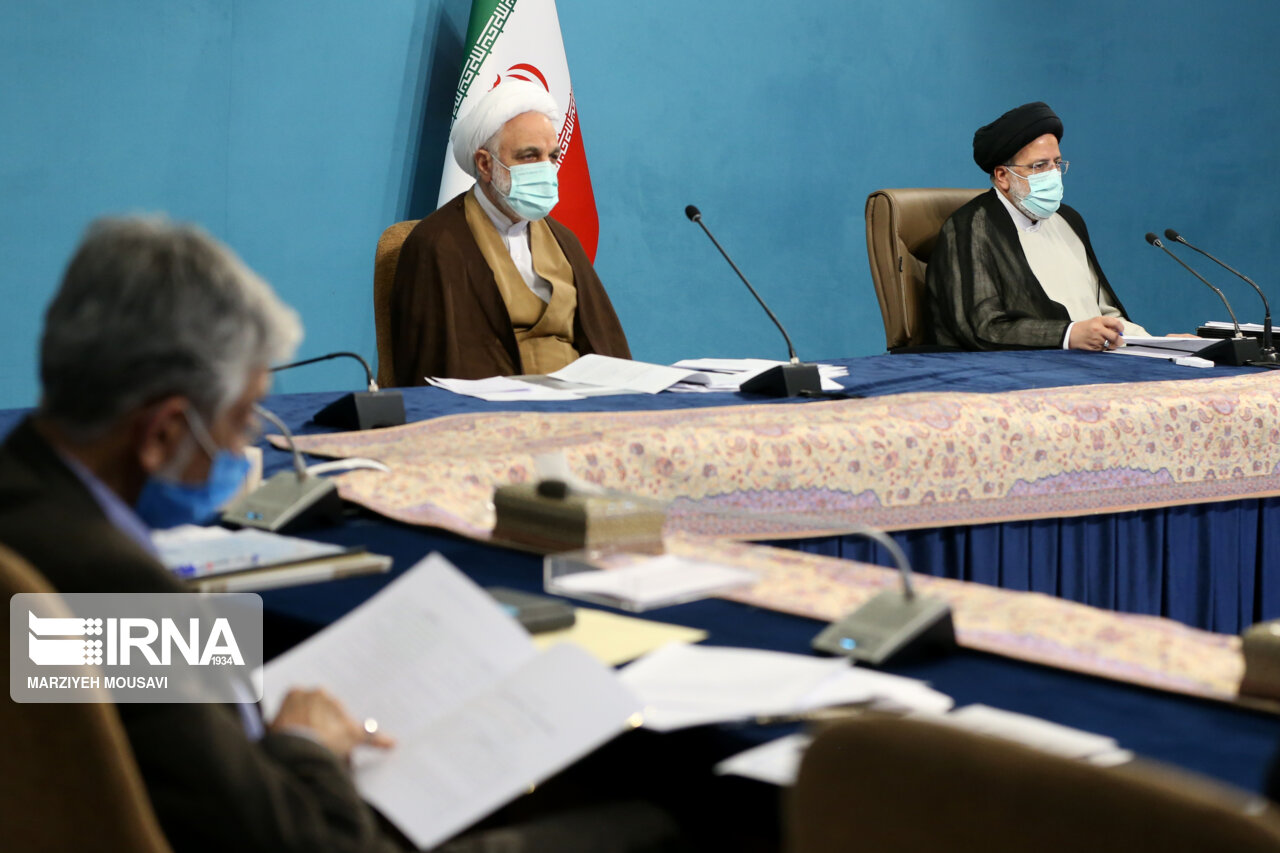 شورای عالی انقلاب فرهنگی حکم رؤسای جدید هفت دانشگاه را تأیید کرد