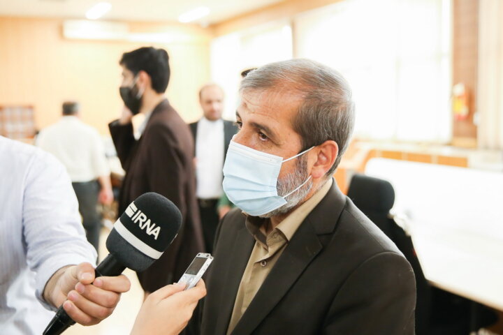 منتظری: گفتند که مشکل کاغذ در حال حلشدن است 2