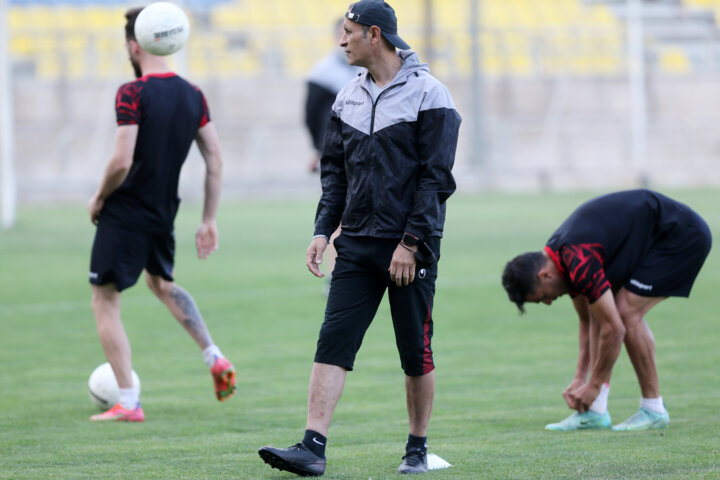 بزیک: شاکله پرسپولیس از بین رفته است/ «یحیی» شجاعت استفاده از جوانان را نداشت