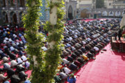 امام زادہ صالح کے مزار میں نماز عید الفطر کی ادائيگی