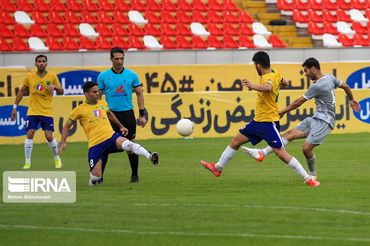 منصوریان گزینه اول هدایت تیم فوتبال صنعتنفت است