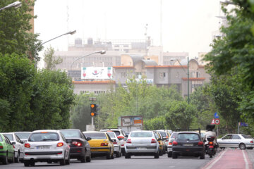 گرد و غبار در آسمان تهران