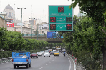 گرد و غبار در آسمان تهران