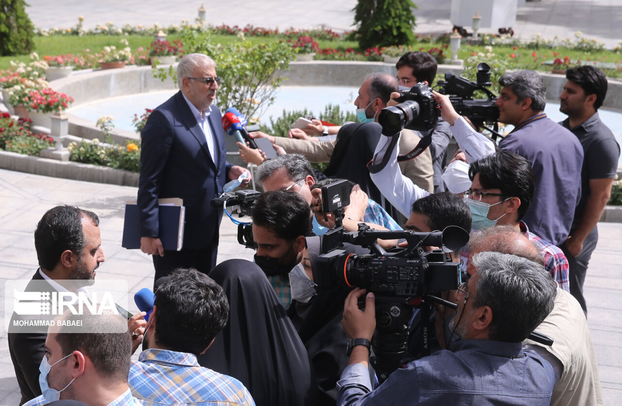ایران طاقت کیساتھ اچھی قیمت پر تیل فروخت کر رہا ہے: وزیر پیٹرولیم