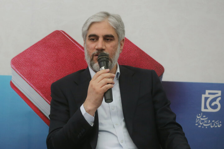 رونمایی از کتاب «سینمای ایران و ژاپن» در نمایشگاه کتاب