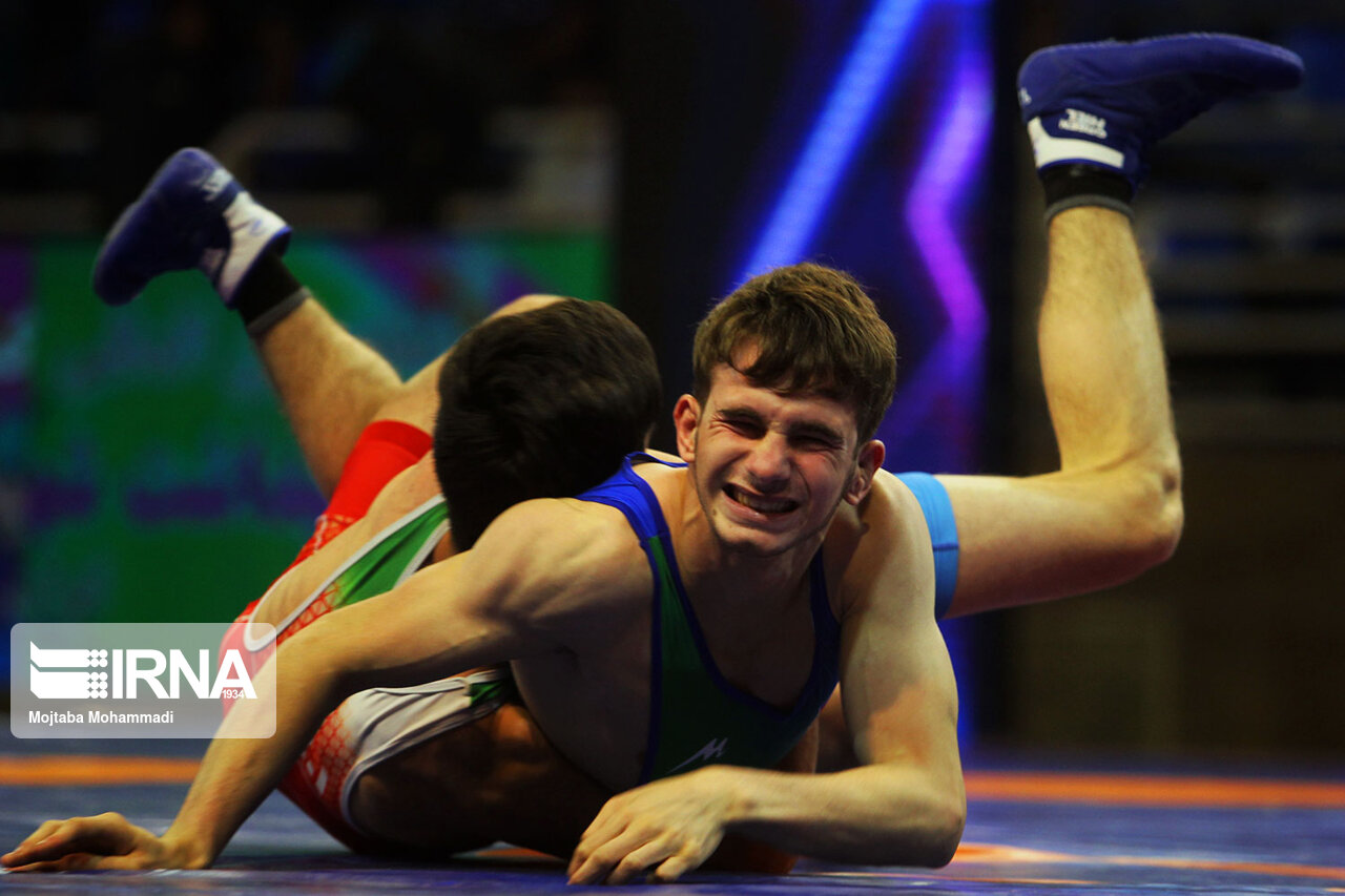 مسابقات کشتی فرنگی جام شاهد