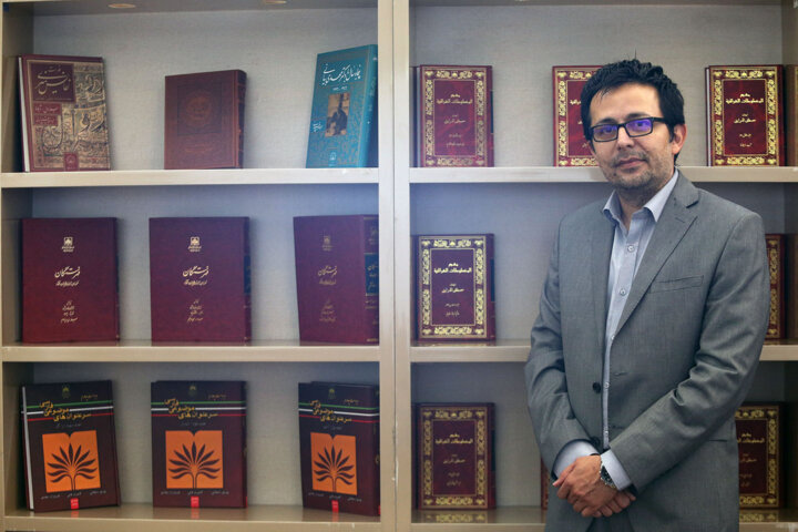 نمایشگاه کتاب نیاز مراجعان به کتابخانه ملی را برطرف کرد / استقبال قابل توجه پژوهشگران 2