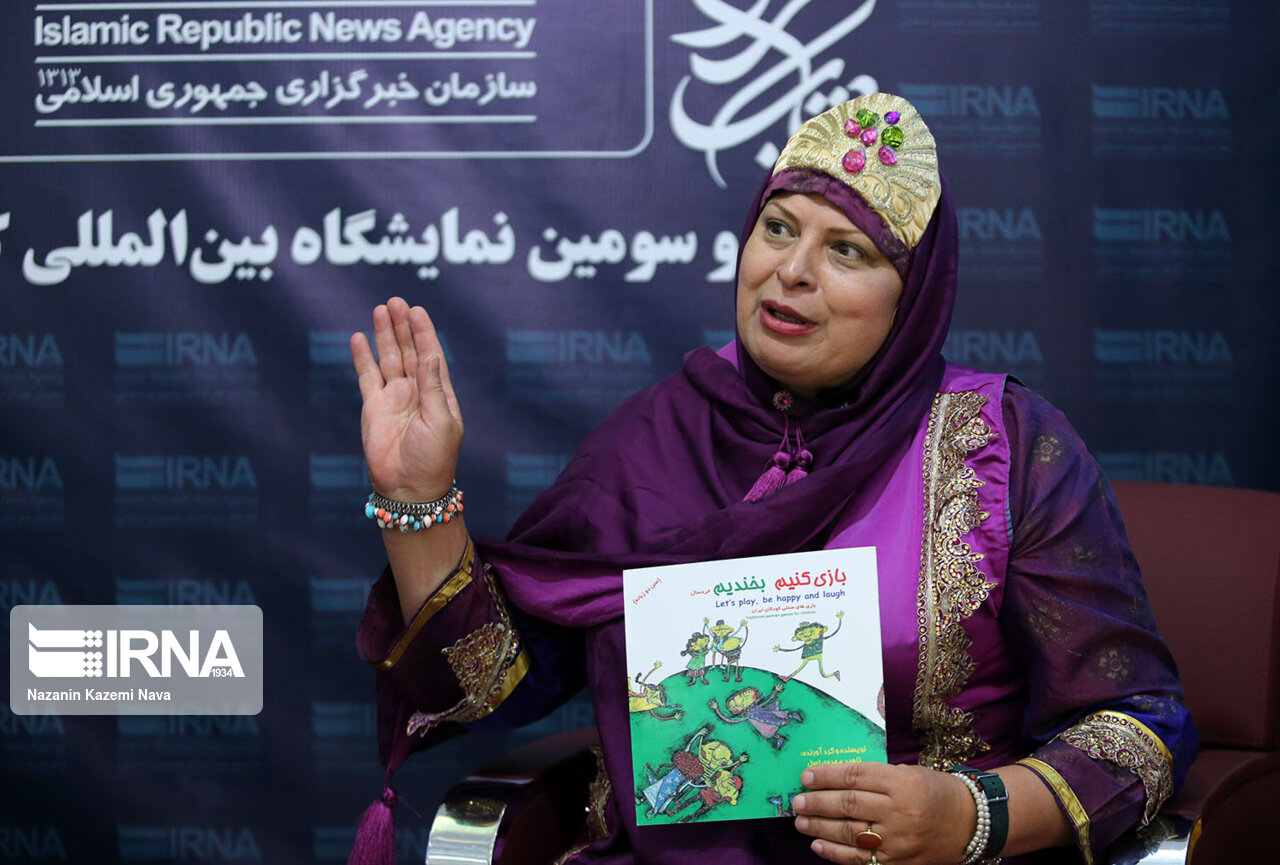 نویسندهای که 40جلد کتاب برای کودکان نوشته / «وقتی بچهها بازی میکنند کارآیی مغزشان چندبرابر میشود»