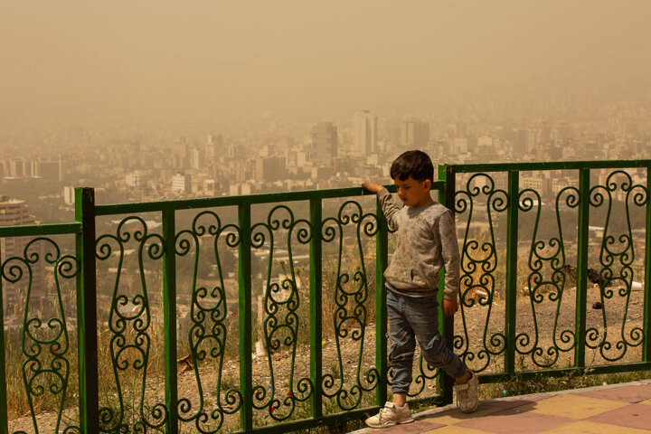 آلودگی هوا دومین عامل مرگومیر در کشور/اگر ماسک ندارید دهان و بینی را بپوشانید