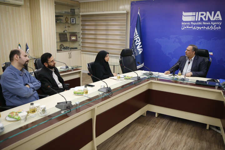 هدفمند کردن یارانهها، نسخه نئولیبرالیستی نیست / دولت مسئولیت پذیر است / عدهای می خواستند کشور را به بن بست بکشانند 4