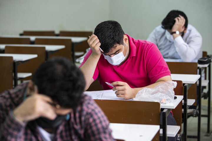 سومین روز کنکور؛ آغاز رقابت بیش از ۵۰۰ هزار نفر داوطلب گروه علوم تجربی