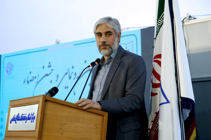 سرهنگی: ادبیات دفاع مقدس، قیمت تمام شده جنگ را نشان میدهد 3