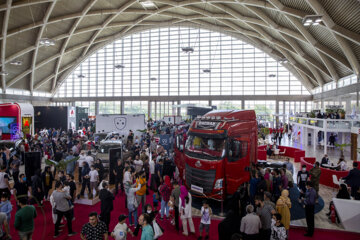 Le quatrième Salon international de l'auto de Téhéran