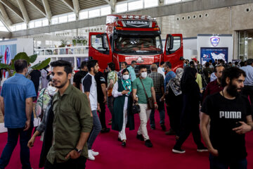 Le quatrième Salon international de l'auto de Téhéran