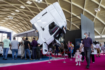 Le quatrième Salon international de l'auto de Téhéran