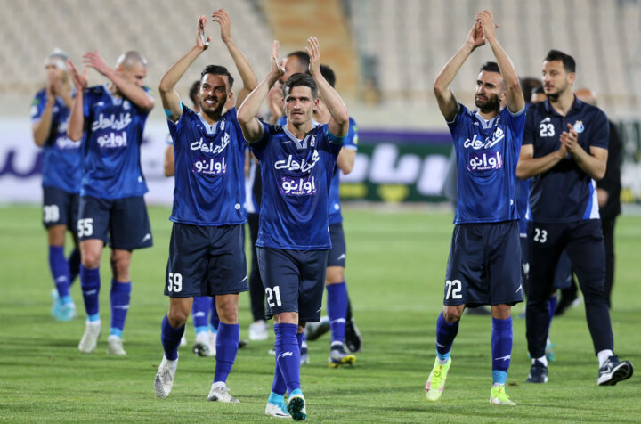 تیموریان: کسی حق ندارد قهرمانی استقلال را زیر سوال ببرد/پرسپولیس و سپاهان در کورس جاماندند