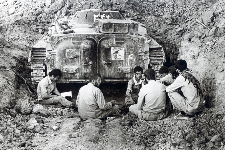 حقانیت ایران در برابر تجاوز نظامی رژیم بعث