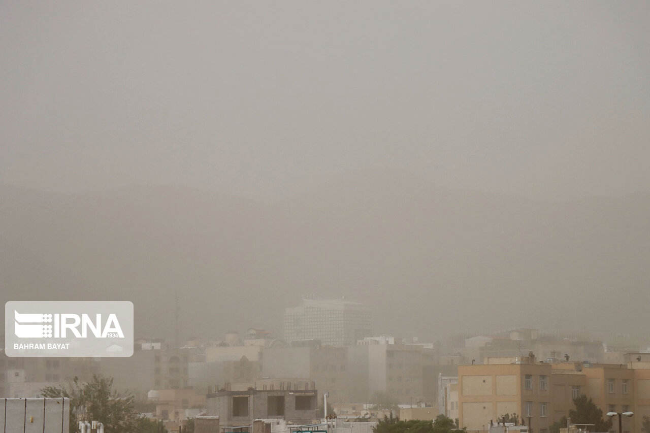 52 میلیون هکتار از اراضی کشور قابلیت تبدیل شدن به کانون گرد و غبار را دارند