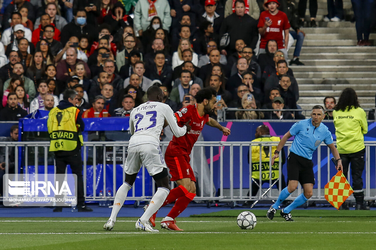 البیان: باخت لیورپول «محمد صلاح» را از توپ طلا دور کرد