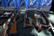 انهدام باند قاچاق سلاح در مرزهای سیستان و بلوچستان/ کشف تیربار m۲۴۹ جنگی از قاچاقچیان