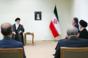 Ayatollah Khamenei: Sanktionen sind die Waffe der Mächte gegen andere Länder