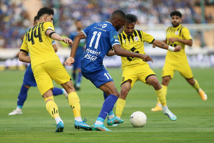 روایت اعداد از قهرمانی استقلال