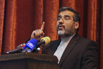 سخنرانی «محمد مهدی اسماعیلی» وزیر فرهنگ و ارشاد اسلامی در مراسم اختتامیه نخستین سوگواره بین المللی «ملت امام حسین (ع)» 