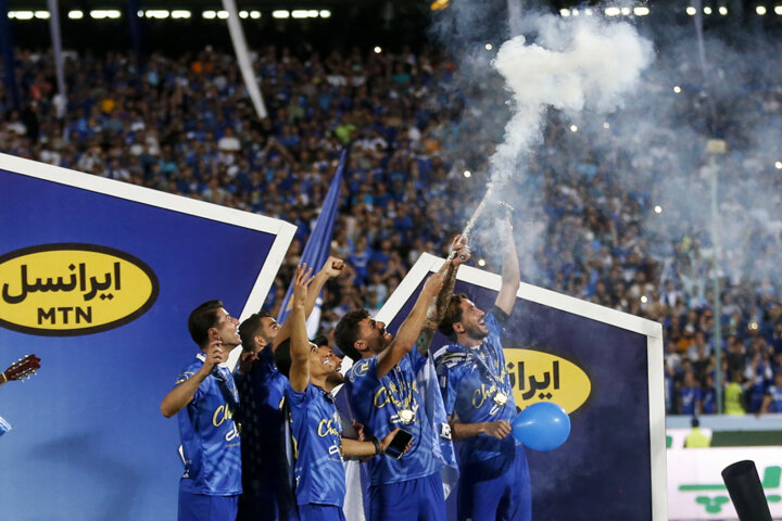 بر ملا شدن رازهای قهرمانی استقلال با سند؛ آبیها چگونه بر بام فوتبال ایران ایستادند؟