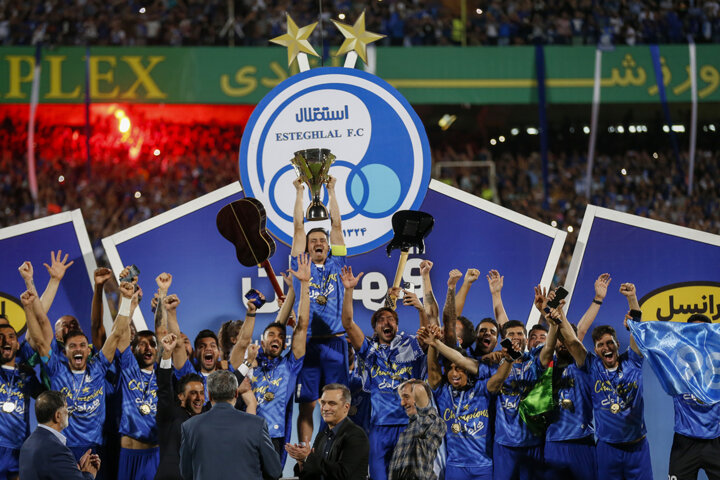 بر ملا شدن رازهای قهرمانی استقلال با سند؛ آبیها چگونه بر بام فوتبال ایران ایستادند؟