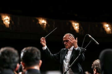 Tehran Symphony Orchestra Performance
