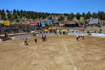 El Campeonato Nacional de la Lucha con Chuje en Boynurd