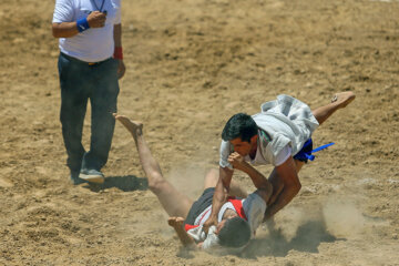 El Campeonato Nacional de la Lucha con Chuje en Boynurd