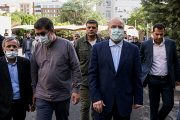 «محمدباقر قالیباف» رییس مجلس شورای اسلامی در مراسم تشییع پیکر حجت الاسلام دعایی