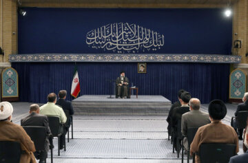 İslam İnkılabı Lideri Ayetullah Hamanei’n Hac İşleri Yetkilileriyle Görüşmesinin Fotoğrafları