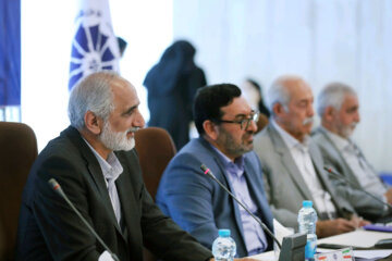 نشست توسعه روابط اقتصادی استانهای همدان و حلبچه