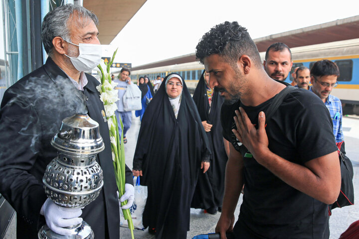 کاهش سفر به مشهد، ناشی از بیپولی یا نابسامانی ناوگان حمل و نقل؟