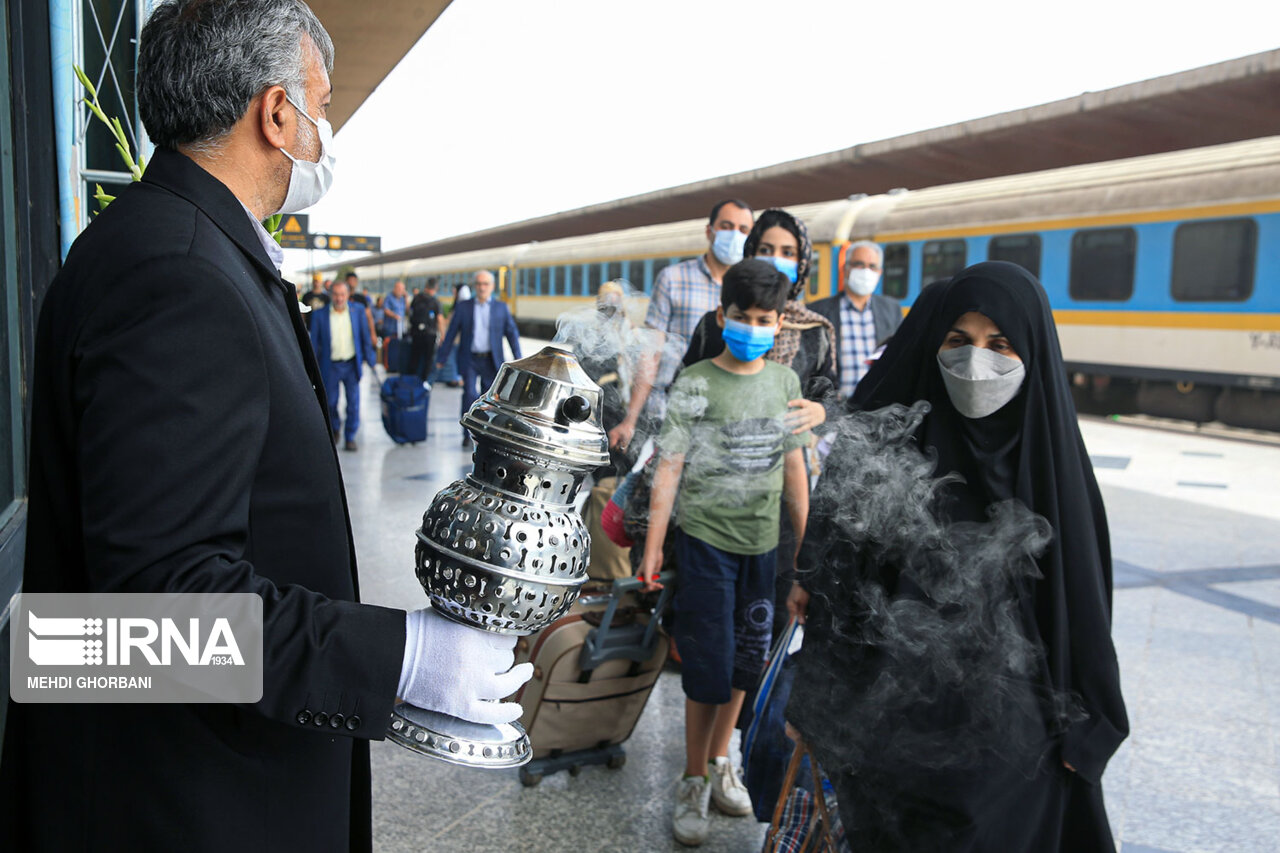 سه رام قطار فوق العاده به مسیر ریلی مشهد- تهران افزوده شد