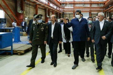 Nicolás Maduro, le président du Venezuela en visite à MAPNA, un des plus grandes entreprises iraniennes d'ingénierie et d'énergie 