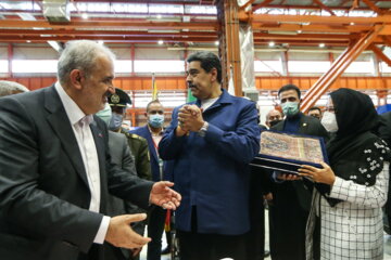 Presidente venezolano visita la compañía iraní MAPNA