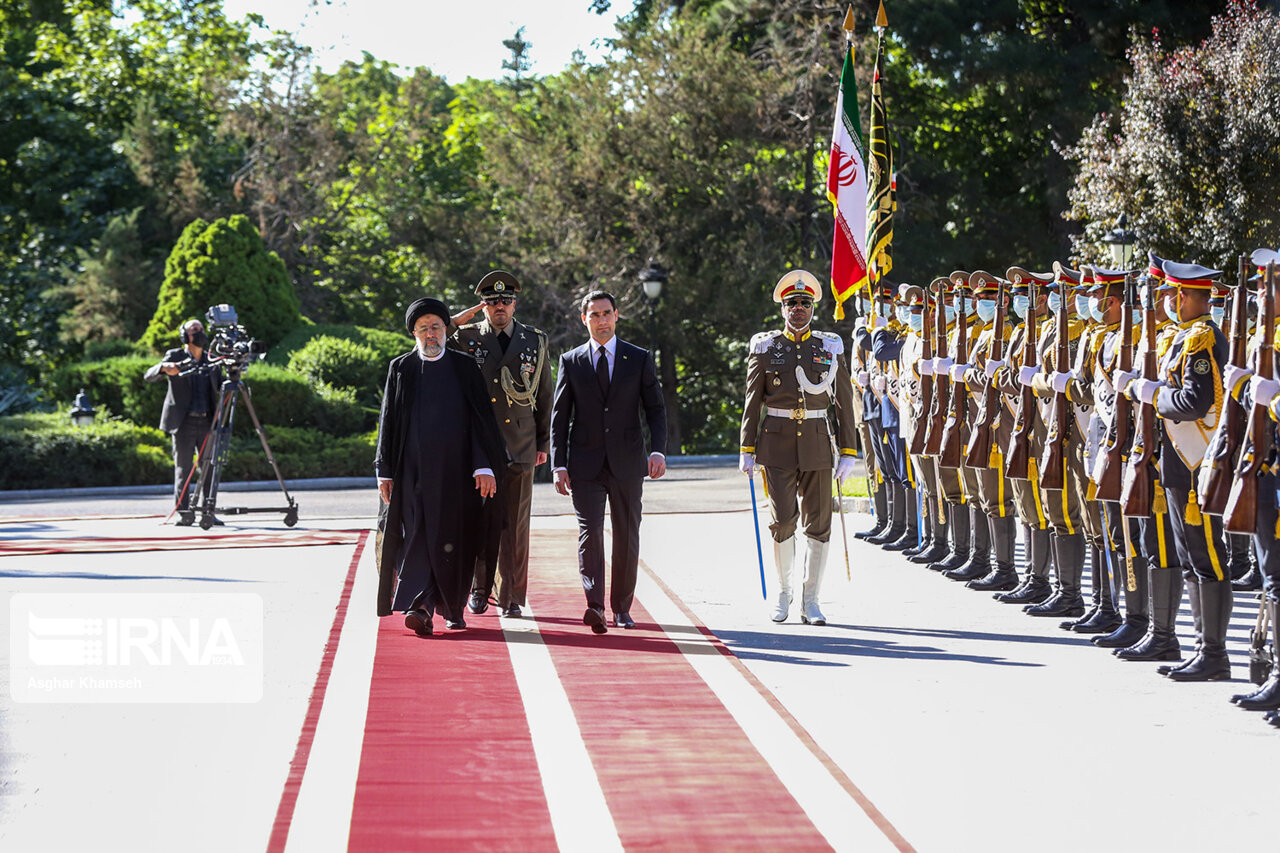 ایرانی صدر نے ترکمانستان کے صدر کا باضابطہ استقبال کیا