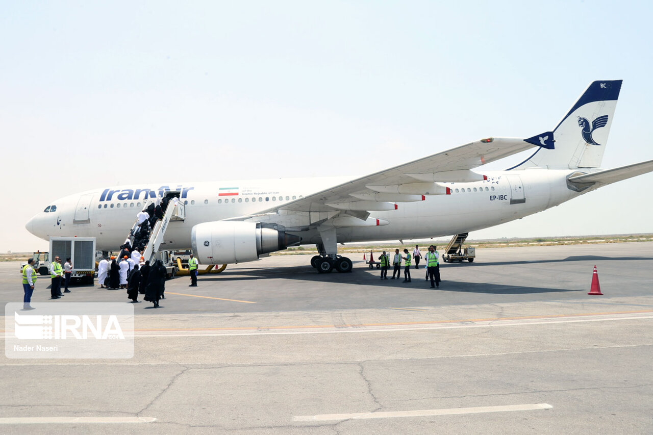 ۲۶۲ نفر از فرودگاه تبریز راهی سرزمین وحی شدند ۲۶۲ نفر از فرودگاه تبریز راهی سرزمین وحی شدند