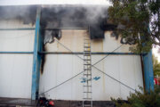 آتش سوزی در شهرک صنعتی شمس آباد مهار شد