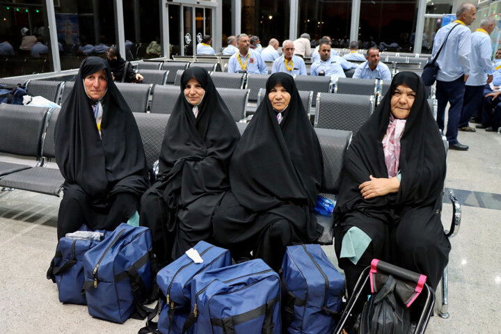 ۷۷ درصد زائران ایرانی به سرزمین وحی رسیدند/ تست منفی کرونای حجاج