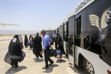 Un groupe de pèlerins iraniens du Hajj envoyé en Arabie saoudite