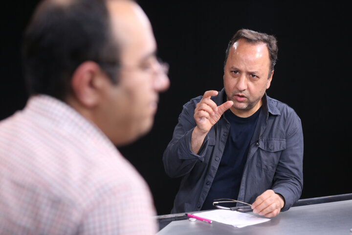 پشت دستم را داغ کردم دیگر برای تلویزیون سریال نسازم/ مشغول استراحت اجباری هستم