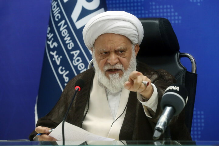 مصباحی: وضعیت اقتصادی نگرانکننده بود، اکنون امیدبخش است/ افقه: مردم دیگر صبر و تحمل گذشته را ندارند