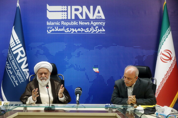 مصباحی: وضعیت اقتصادی نگرانکننده بود، اکنون امیدبخش است/ افقه: مردم دیگر صبر و تحمل گذشته را ندارند