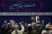Encuentro del Ayatolá Jamenei con los participantes en la organización del Congreso Conmemorativo de los Mártires Nómadas