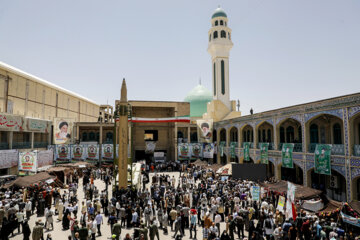  کنگره ملی بزرگداشت ۱۱ هزار شهدا جامعه عشایری کشور از روز ۲۹ خرداد به مدت سه روز و به میزبانی چهار محال و بختیاری برگزار شد.برپایی نمایشگاه توانمندی‌های جامعه عشایری، اجرای‌ شب شعر شهدای ایل و تجلیل از خانواده های شهدای مدافع حرم از جمله برنامه‌های است که در این کنگره به اجرا درآمد