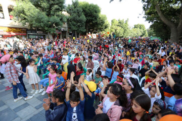 Inaugurado el 27º Festival Internacional de Teatro Infantil y Juvenil en Hamedán